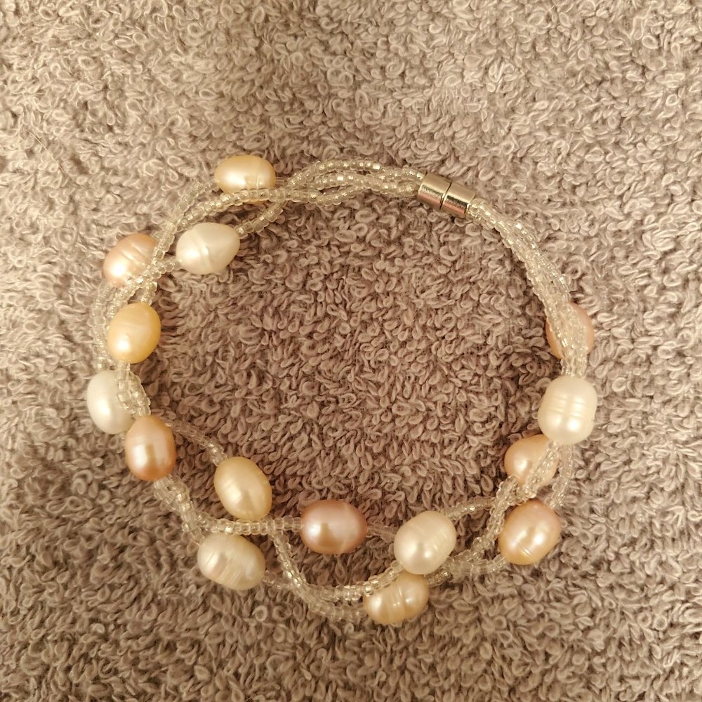 FINAL MARKDOWN- Pearl and Bead Bracelet